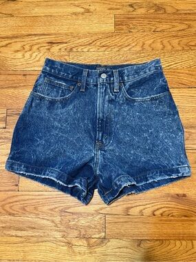 Abercrombie and Fitch Natural Rise Jean shorts - size 26 / 2